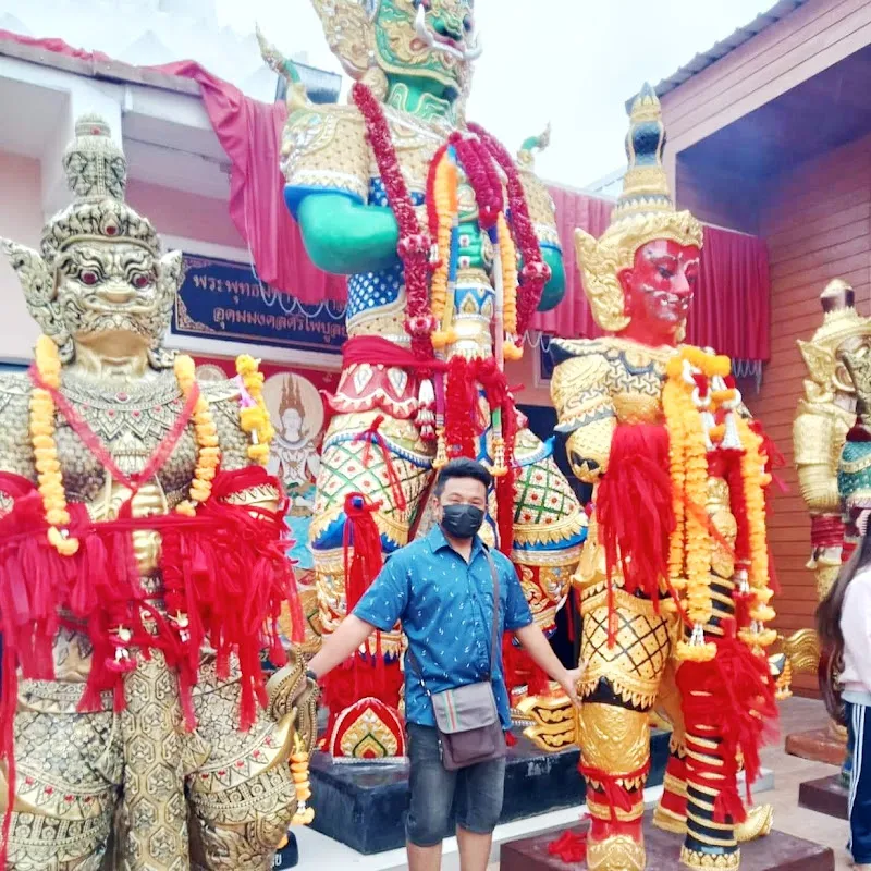 โบ้ ซื้อขายรถยนต์มือสอง🛻🚗