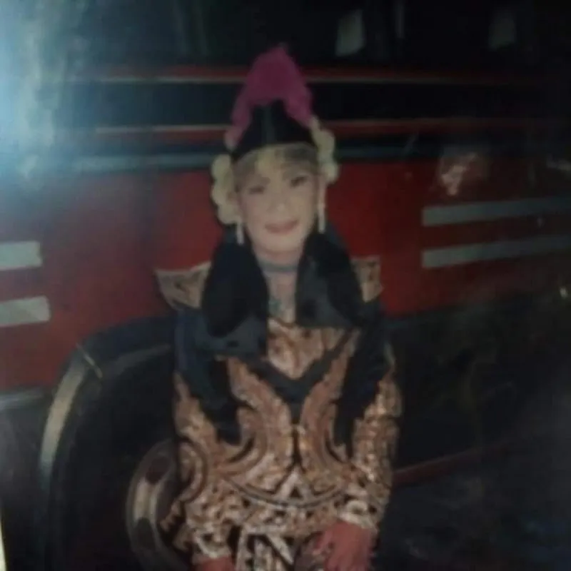 บ่าวภูไท เมืองสกล