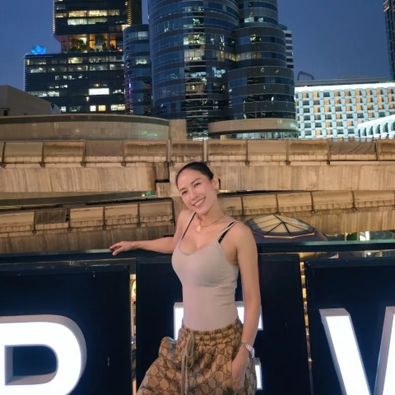 หลิน แฟชั่นประตูน้ำ